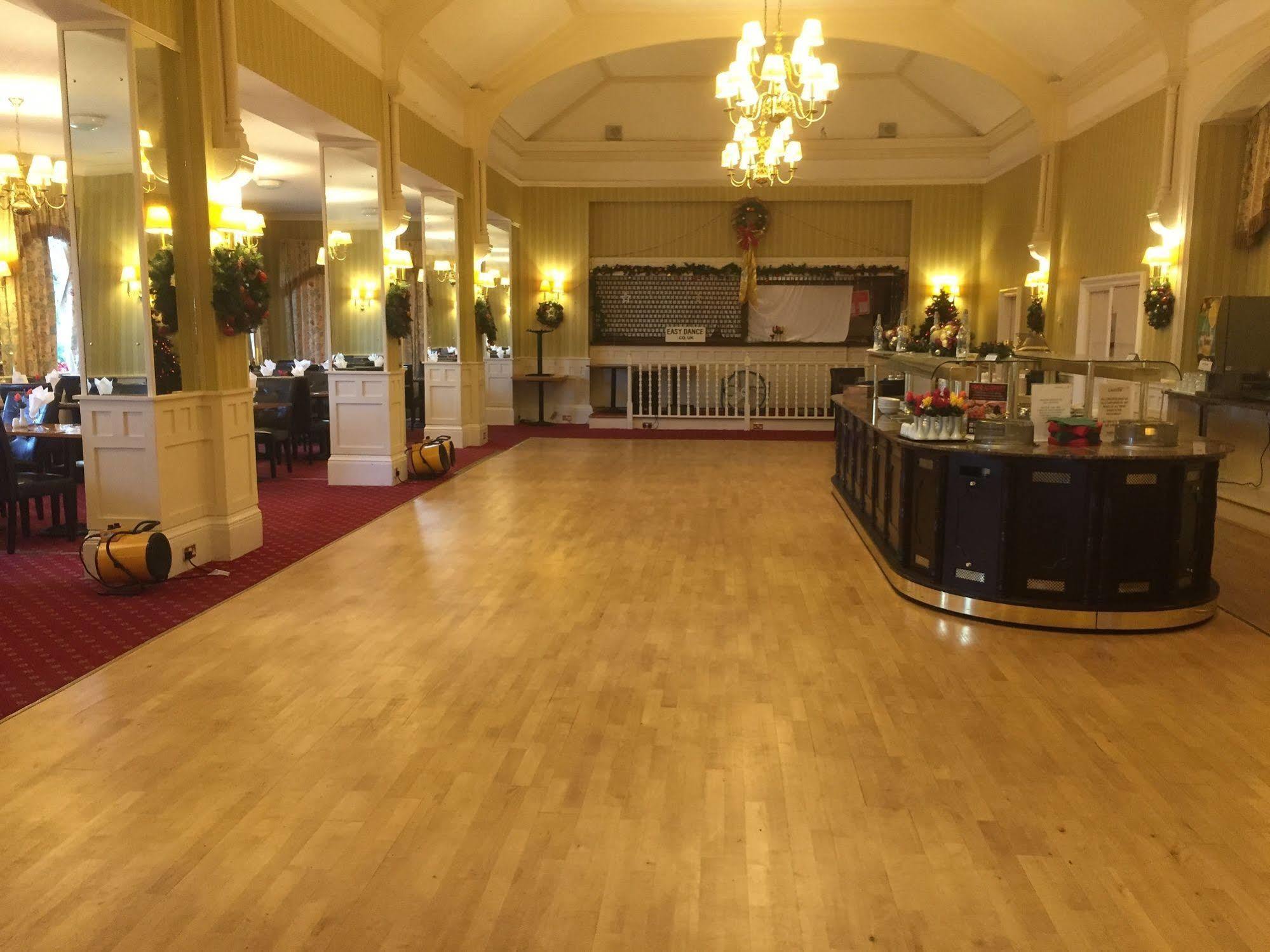Clifton Hotel Скарборо Екстер'єр фото